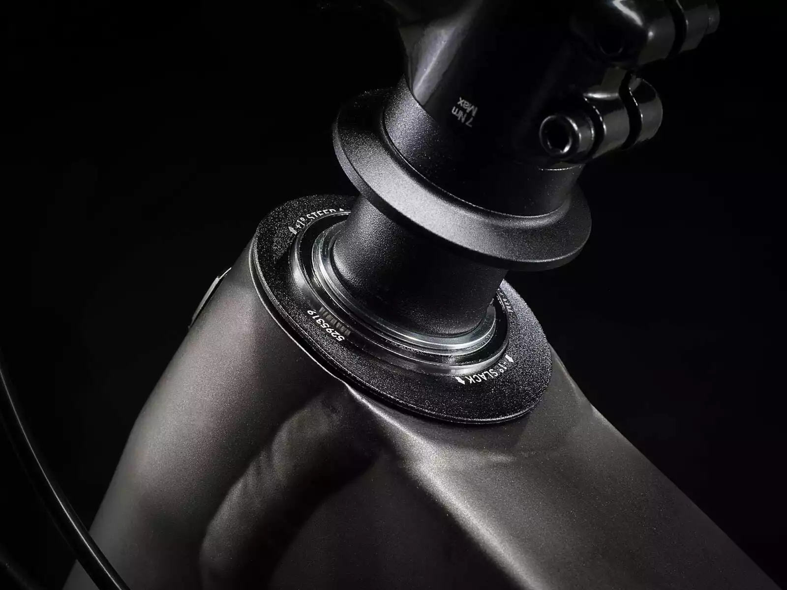 Trek Brandstof EX 9.8 GX AXS Gen 6 Mulsanne Blauw 11 Trek Brandstof EX 9.8 GX AXS Gen 6 Mulsanne Blauw - Afbeelding 11