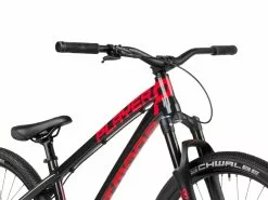 Dartmoor Dirt Bike Two6Player Pump 26'' Glossy Black Devil 13 Dartmoor Dirt Bike Two6Player Pump 26'' Glossy Black Devil -Goedkope Mountainbikes Winkel 2022 Dartmoor bikes Player Pump 04