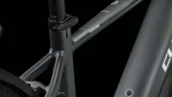 Cube Touring Hybrid ONE 625 Grey N White E-Bike Trekkingfiets Heren -Goedkope Mountainbikes Winkel 631052 Cube Touring Hybrid ONE 625 grey n white 2023 E Bike Trekkingrad Herren 1 1280x1280