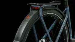 Cube Kathmandu Hybrid ONE 625 Blue N Black E-Bike Trekkingfiets Lage Instap -Goedkope Mountainbikes Winkel 631182E Cube Kathmandu Hybrid ONE 625 blue n black 2023 E Bike Trekkingrad Tiefeinsteiger 3 1280x1280