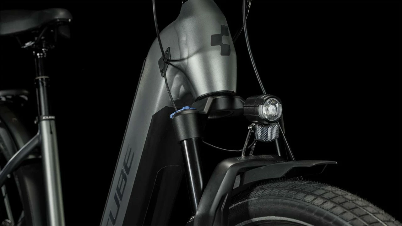 Cube Kathmandu Hybrid Pro 625 Flashgrey N Metal E-Bike Trekkingfiets Lage Instap 4 Cube Kathmandu Hybrid Pro 625 Flashgrey N Metal E-Bike Trekkingfiets Lage Instap - Afbeelding 4