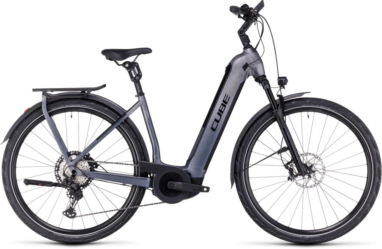 Cube Kathmandu Hybrid SLT 750 Prizmsilver N Grey E-Bike Trekkingfiets Lage Instap 1 Cube Kathmandu Hybrid SLT 750 Prizmsilver N Grey E-Bike Trekkingfiets Lage Instap