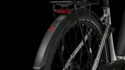 Cube Supreme Hybrid SLX 625 Polarsilver N Black E-Bike Trekkingfiets Lage Instap 8 Cube Supreme Hybrid SLX 625 Polarsilver N Black E-Bike Trekkingfiets Lage Instap -Goedkope Mountainbikes Winkel 632302E Cube Supreme Hybrid SLX 625 polarsilver n black 2023 E Bike Trekkingrad Tiefeinsteiger 2 1280x1280