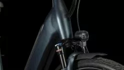 Cube Supreme Hybrid SLT 625 Midnight N Black E-Bike Trekkingfiets Lage Instap 11 Cube Supreme Hybrid SLT 625 Midnight N Black E-Bike Trekkingfiets Lage Instap -Goedkope Mountainbikes Winkel 632322E Cube Supreme Hybrid SLT 625 midnight n black 2023 5 1280x1280