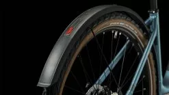 Cube Nuride Hybrid Performance 625 Allroad Metalblue N Red E-Bike Trekkingfiets Lage Instap -Goedkope Mountainbikes Winkel 632662E Cube Nuride Hybrid Performance 625 Allroad metalblue n red 2023 E Bike Trekkingrad Tiefeinsteiger 2 1280x1280