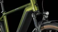 Cube Nuride Hybrid Pro 750 Allroad Shinymoss N Black E-Bike Trekkingfiets Heren 11 Cube Nuride Hybrid Pro 750 Allroad Shinymoss N Black E-Bike Trekkingfiets Heren -Goedkope Mountainbikes Winkel 632773 Cube Nuride Hybrid Pro 750 Allroad shinymoss n black 2023 E Bike Trekkingrad Herren 5 1280x1280