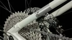 Cube Reaction Hybrid ONE 750 Lightgrey N Rose E-Bike Hardtail Mountainbike -Goedkope Mountainbikes Winkel 634073 Cube Reaction Hybrid ONE 750 lightgrey n rose 2023 E Bike Hardtail Mountainbike 5 1280x1280