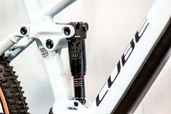 Cube Stereo Hybrid 120 Pro 750 Flashwhite N Black E-Bike Fully Mountainbike -Goedkope Mountainbikes Winkel 635063 Cube Stereo Hybrid 120 Pro 750 flashwhite n black 2023 E Bike Fully Mountainbike 17 1280x1280